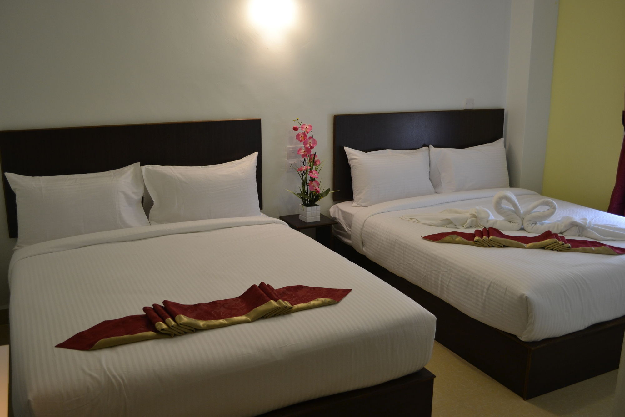 Dr Hotel بيان ليباس المظهر الخارجي الصورة